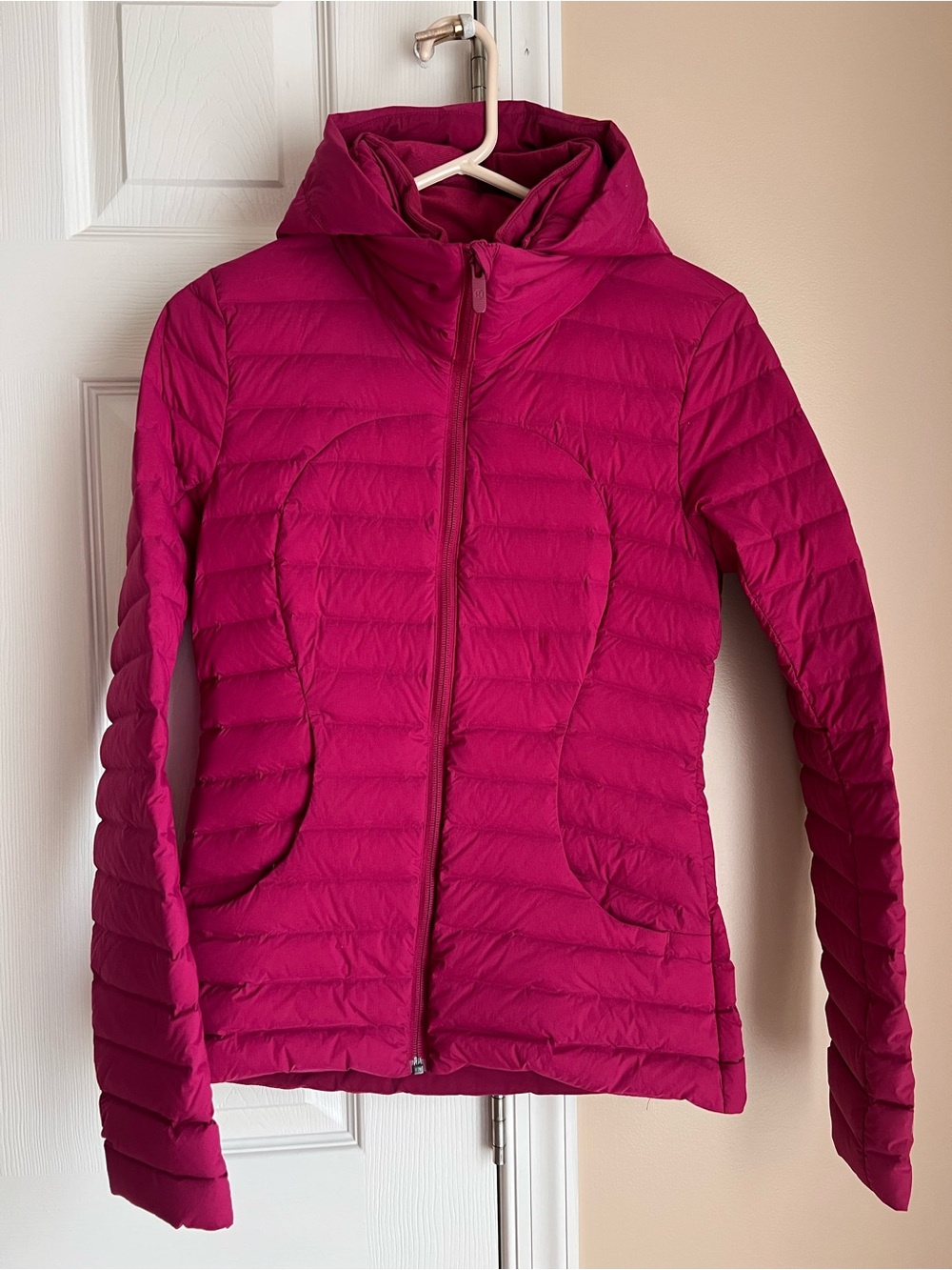 Lululemon Pack It Down Jacket Magenta Size 4